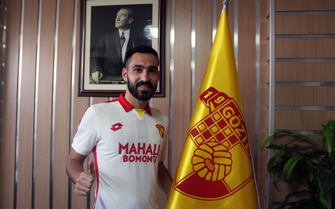 Samed Ali Kaya Signs for Göztepe