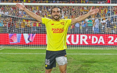 Halil Akbunar ile Sözleşme Uzattık