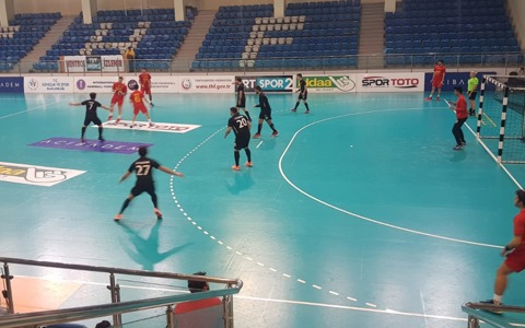 Hentbol: Spor Toto 33-22 Göztepe'miz