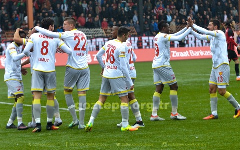 Maç Sonucu: F. Karagümrük 0-3 Göztepe