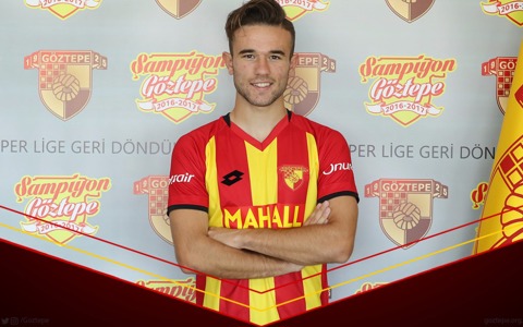 Gökay Eser Profesyonel Oldu