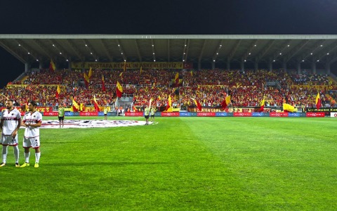 And Ettik Geri Döndük